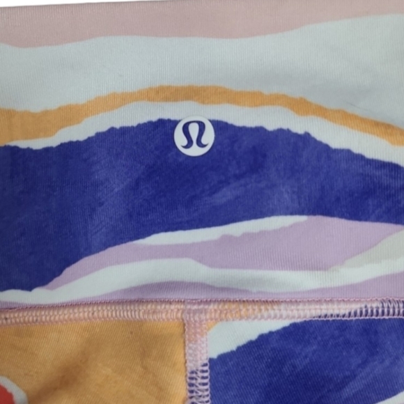 Lululemon True Self Crop Bleacher Stripe White Iris Flower high-rise luon 21"  6 - Picture 6 of 14